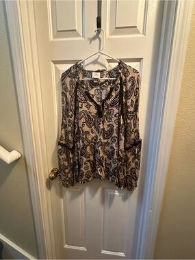 Knox Rose Tan and Black Paisley Peasant Top
